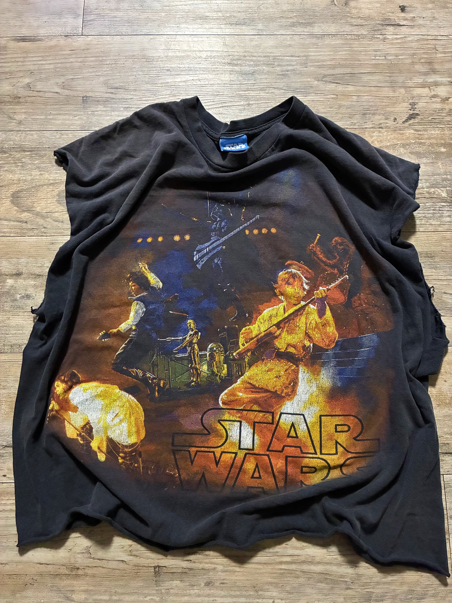 Vintage 2000’s Star Wars Cutoff T